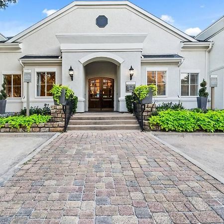 Apartamento Devine Livings At Hermann Park Houston Exterior foto